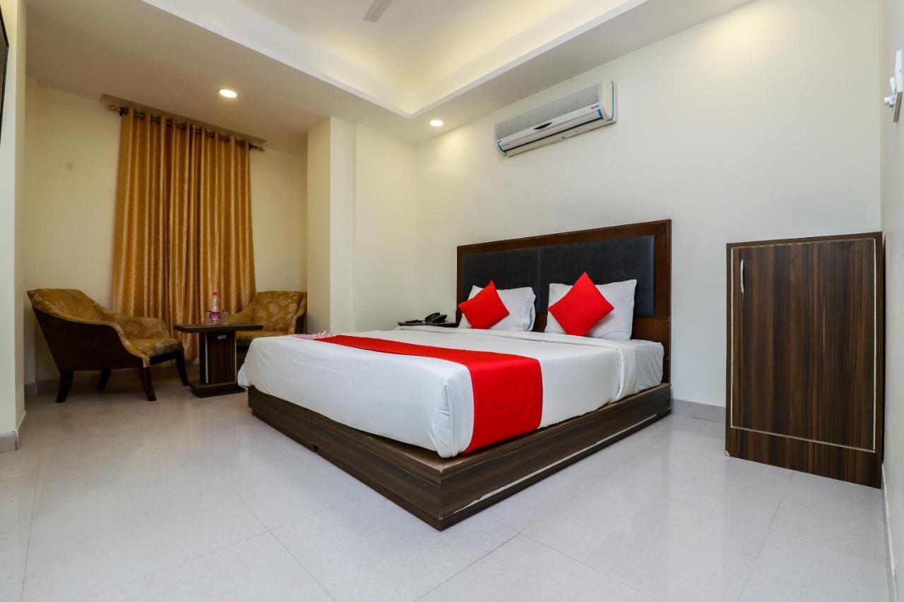 Hotel Moreton Igi Airport New Delhi Exterior photo