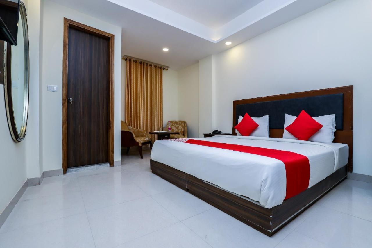 Hotel Moreton Igi Airport New Delhi Exterior photo