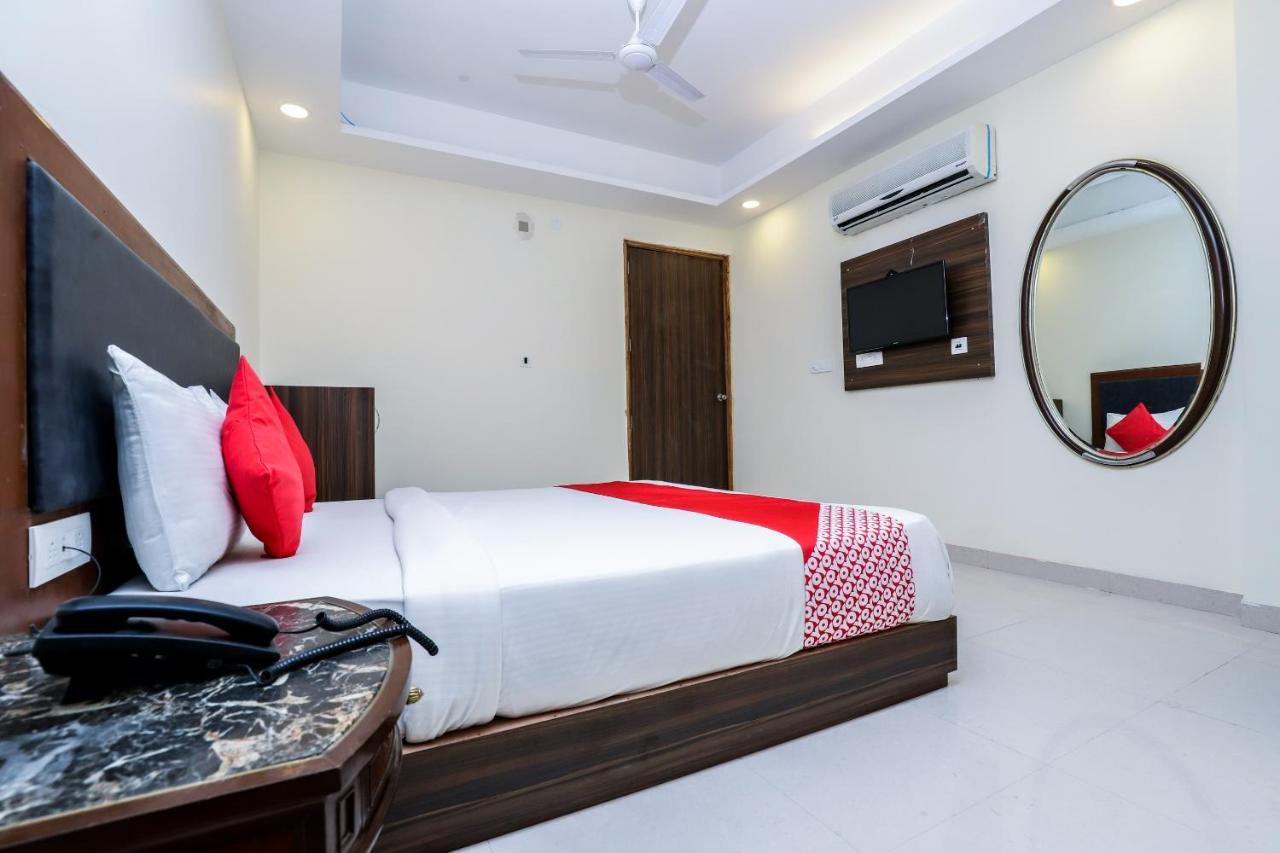 Hotel Moreton Igi Airport New Delhi Exterior photo